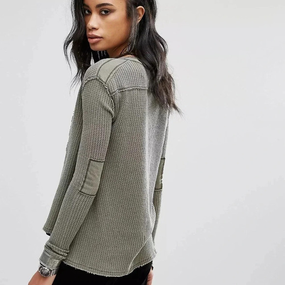 Free People Bridget Henley Top Waffle Knit Military Size Small - Picture 2 of 11